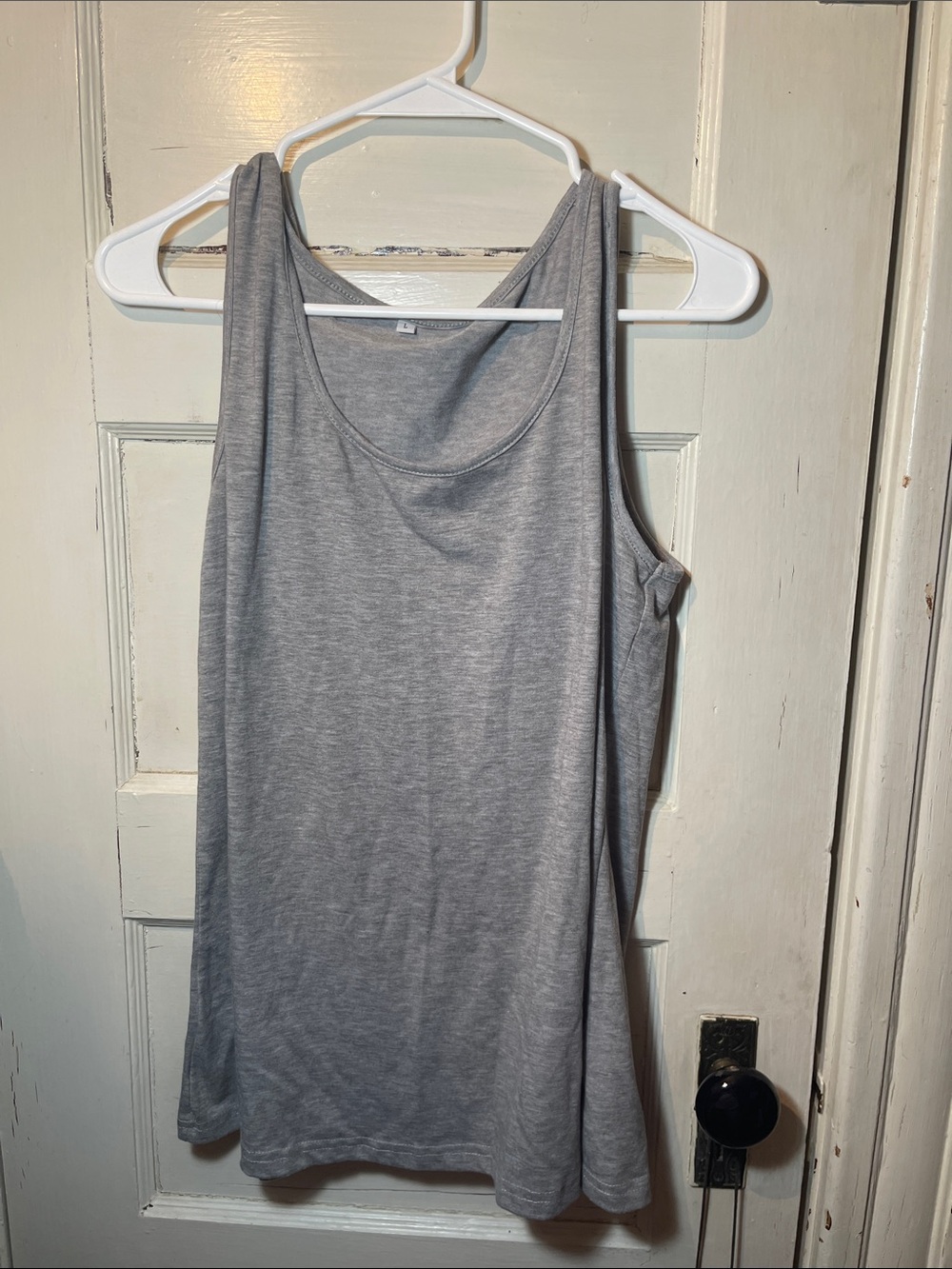 Women’s Scoop Neck Tank Top - Grey